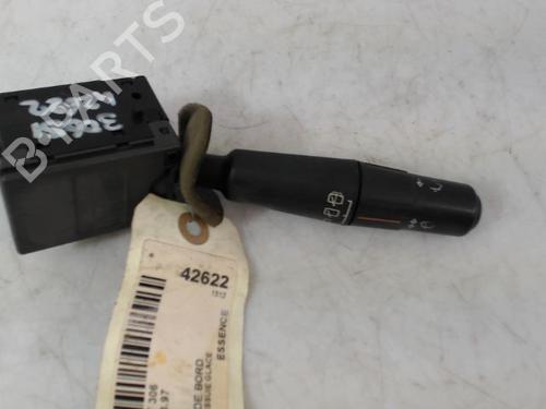 Used Steering column stalk PEUGEOT 306 Hatchback (7A, 7C, N3, N5) [1993-2003]  30541805