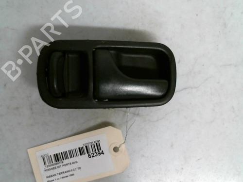 Used Front left interior door handle Front left interior door handle 30422565 30422565