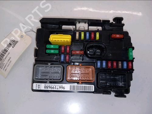Used Fuse box CITROËN C3 II (SC_) 1.6 BlueHDi 100 (99 hp) 30429560