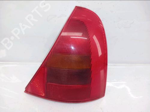 Fanale posteriore destro RENAULT CLIO II (BB_, CB_) 1.4 (B/CB0C, B/CB0S) (75 hp) 31304620