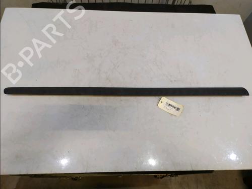 Used Door moulding trim PEUGEOT 307 (3A/C) 1.6 16V (109 hp) 30530929