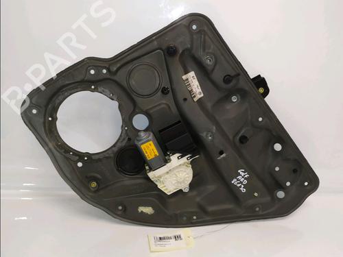 Vindusheismekanisme høyre bak Vindusheismekanisme høyre bak VW GOLF IV (1J1) 1.9 SDI (68 hp) 34389470 34389470