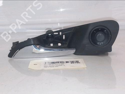 Used Front left interior door handle Front left interior door handle 38432849 38432849
