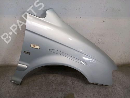 Used Right front fenders HYUNDAI TRAJET (FO) 2.0 CRDi (113 hp) 30428769