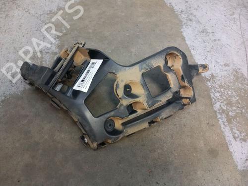Used Rear bumper bracket RENAULT CAPTUR I (J5_, H5_) 1.5 dCi 90 (J5N4, J5M5, J5MW, J5M6, J5AL, J5AJ) (90 hp) 30427241