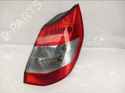 Used Right taillight RENAULT SCÉNIC II (JM0/1_) 1.6 16V (JM1R) (112 hp) 30800641