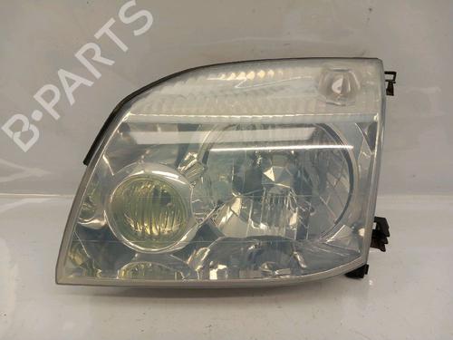 Used Left headlight NISSAN X-TRAIL I (T30) 2.2 Di 4x4 (114 hp) 30424184