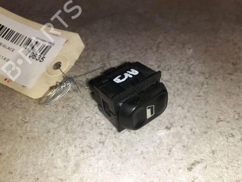 Used Switch CITROËN BERLINGO / BERLINGO FIRST MPV (MF_, GJK_, GFK_) 1.9 D (MFWJZ) (70 hp) 30416819