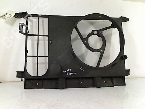 Used Support CITROËN XANTIA (X2) 1.8 i 16V (110 hp) 30424387