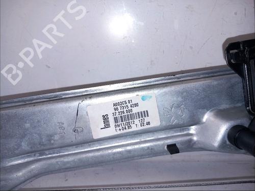 Rear left window mechanism PEUGEOT 208 I (CA_, CC_) 1.2 VTI 82 | BP30427095C24