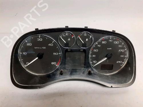 Used Instrument cluster PEUGEOT 307 (3A/C) 1.6 HDi (90 hp) 30415010