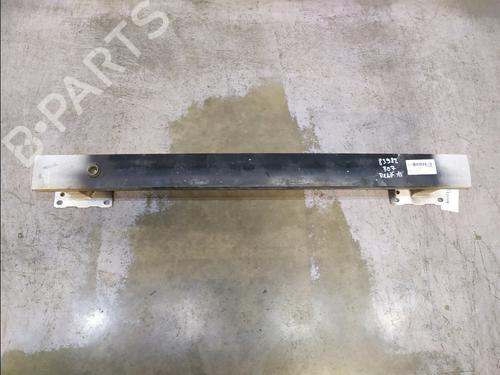 Used Front bumper reinforcement Front bumper reinforcement 30426633 30426633