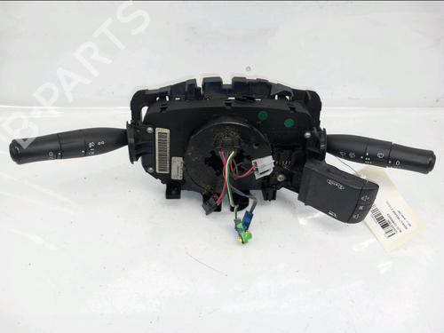 Used Steering column stalk RENAULT MEGANE II (BM0/1_, CM0/1_) 1.5 dCi (BM1F, CM1F) (86 hp) 30632892