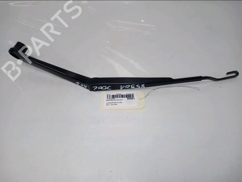 Used Front windshield wiper arm Front windshield wiper arm 36450500 36450500