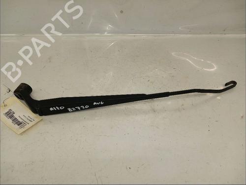 Used Front windshield wiper arm Front windshield wiper arm 30429320 30429320