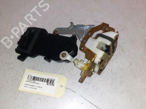 Højre fortil lås MAZDA 2 (DY) 1.4 CD (68 hp) 30429049