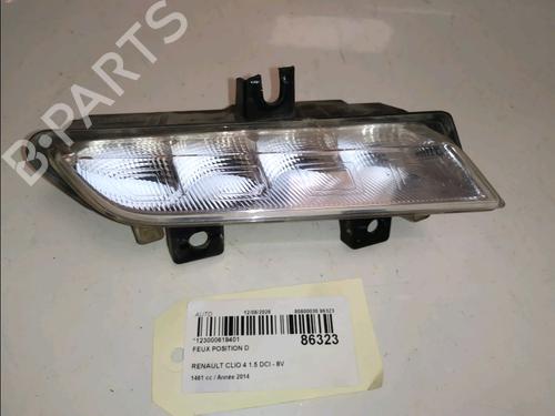 Used Right daytime light Right daytime light 38457606 38457606