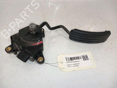 Used Pedal RENAULT CLIO III (BR0/1, CR0/1) 1.5 dCi (BR17, CR17) (86 hp) 30428615