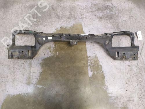 Frontplade/Frontkurv PEUGEOT 306 Hatchback (7A, 7C, N3, N5) 2.0 HDI 90 (90 hp) 30421044