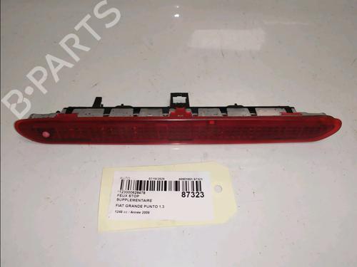 Used Third brake light Third brake light FIAT GRANDE PUNTO (199_) 1.3 D Multijet (199.AXD11, 199.AXD1A, 199.AXD1B,... (90 hp) 40115960 40115960