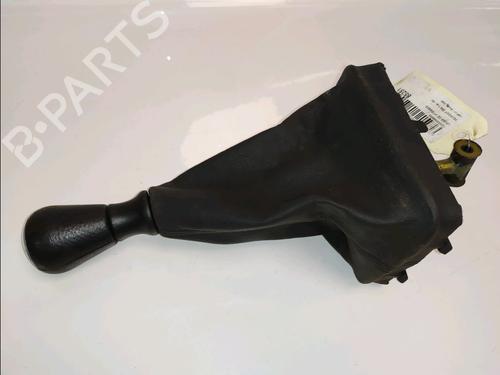 Selector da caixa Selector da caixa PEUGEOT 206 Hatchback (2A/C) 1.4 i (75 hp) 34362881 34362881