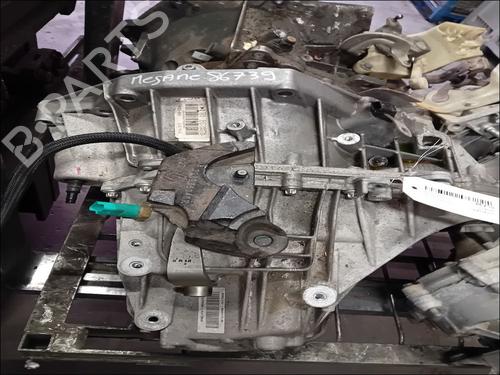 gearbox-renault-megane-iii-hatchback-bz01_-b3_-2008-39942237 main image