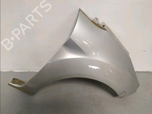 Used Right front fenders Right front fenders 37229039 37229039