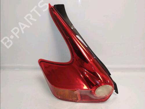 left-taillight-nissan-juke-f15-2010-2011-2012-2013-2014-2015-2016-2017-2018-2019-37291231 main image