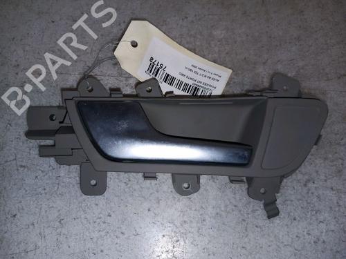 Used Rear left interior door handle AUDI A4 B8 (8K2) 2.7 TDI (190 hp) 30415928