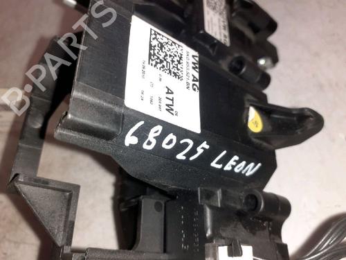 Steering column stalk SEAT LEON (1P1) 2.0 TDI 16V | BP30427598I23 - Image 7