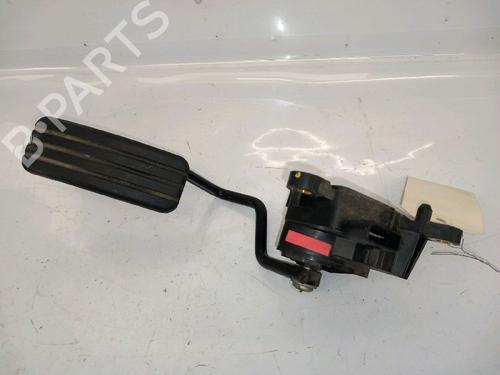 Used Pedal RENAULT CLIO III (BR0/1, CR0/1) 1.5 dCi (C/BR0G, C/BR1G) (68 hp) 30413234