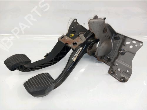 Used Clutch pedal CITROËN C2 (JM_) 1.4 (75 hp) 30420109