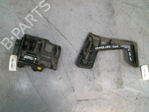 Used Rear bumper bracket PEUGEOT 5008 (0U_, 0E_) 1.6 HDi (112 hp) 30430632