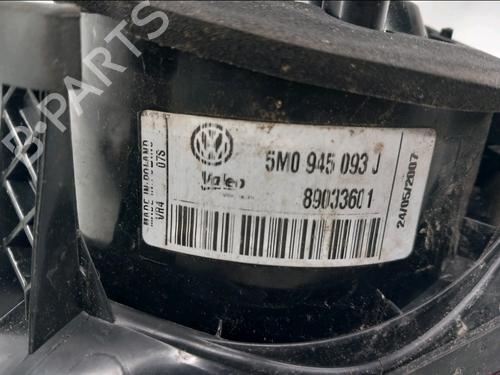 Left tailgate light VW GOLF PLUS V (5M1, 521) 1.6 | BP31750382C79 - Image 4