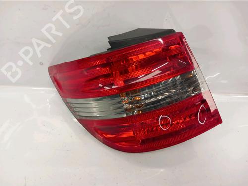 Used Left taillight MERCEDES-BENZ B-CLASS Sports Tourer (W245) B 180 CDI (245.207) (109 hp) 31868039