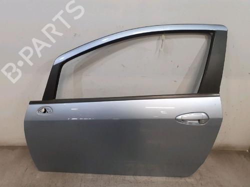 Used Left front door FIAT GRANDE PUNTO (199_) 1.2 (65 hp) 30430410