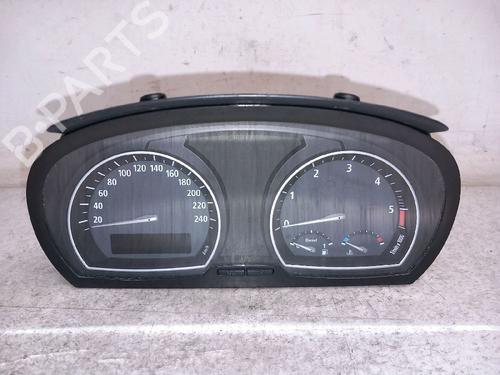 Used Instrument cluster BMW X3 (E83) 2.0 d (150 hp) 30415979
