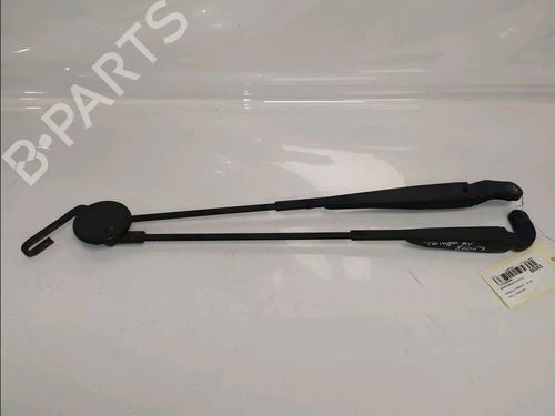 Used Front windshield wiper arm Front windshield wiper arm 36946417 36946417