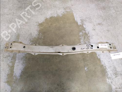 Used Front bumper reinforcement Front bumper reinforcement 33111672 33111672
