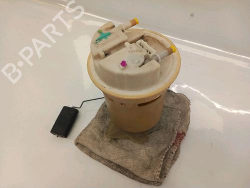 Używane Pompa paliwa PEUGEOT 306 Hatchback (7A, 7C, N3, N5) 1.6 (90 hp) 30424591