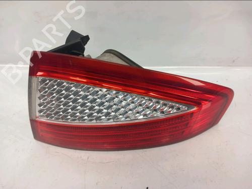Used Right taillight FORD MONDEO IV (BA7) 1.8 TDCi (125 hp) 32401981