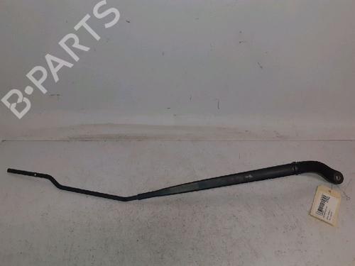 front-windshield-wiper-arm-renault-megane-iv-hatchback-b9amn_-2015-30430415 main image