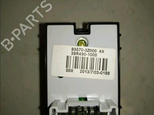 Left front window switch HYUNDAI i40 I CW (VF) 1.7 CRDi | BP39633833I27 - Image 3