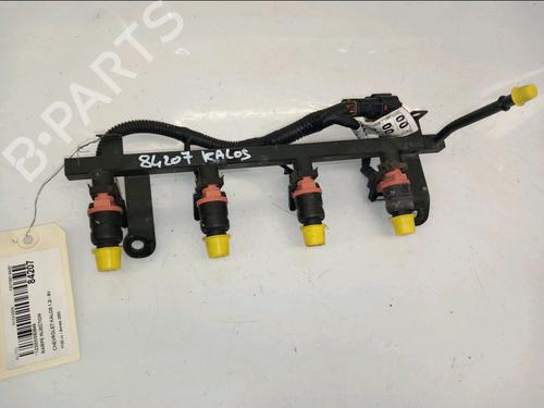 Used Injection rail CHEVROLET AVEO / KALOS Hatchback (T250, T255) 1.2 (72 hp) 30895910