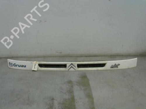 Used Grille CITROËN JUMPER I Van (230L) 2.5 D (86 hp) 30431971
