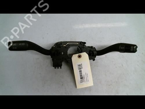 Używane Przełącznik zespolony kolumny kierowniczej AUDI A4 B6 Avant (8E5) 2.5 TDI (155 hp) 30431765