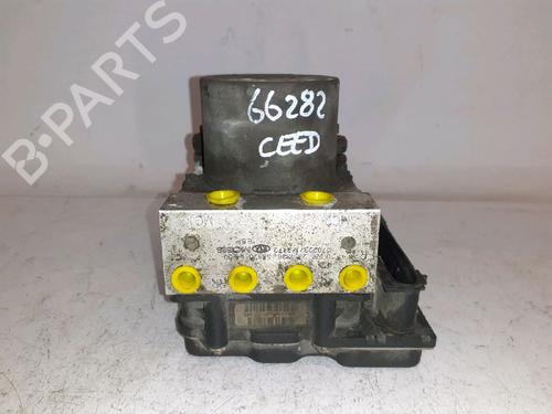 ABS Bremseaggregat KIA CEE'D Hatchback (ED) 1.6 CRDi 115 (115 hp) 30427945