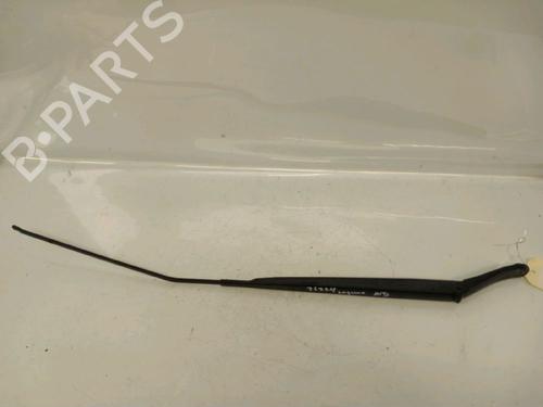 Used Front windshield wiper arm RENAULT LAGUNA III (BT0/1) 1.5 dCi (BT00, BT0A, BT0T, BT1J) (110 hp) 30417249