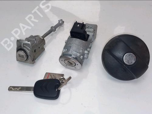 Used Electronic module Electronic module CITROËN C3 II (SC_) 1.4 HDi 70 (SC8HZC, SC8HR0, SC8HP4) (68 hp) 39899383 39899383