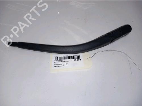 Used Rear windshield wiper arm Rear windshield wiper arm PEUGEOT 107 (PM_, PN_) 1.0 (68 hp) 36450494 36450494